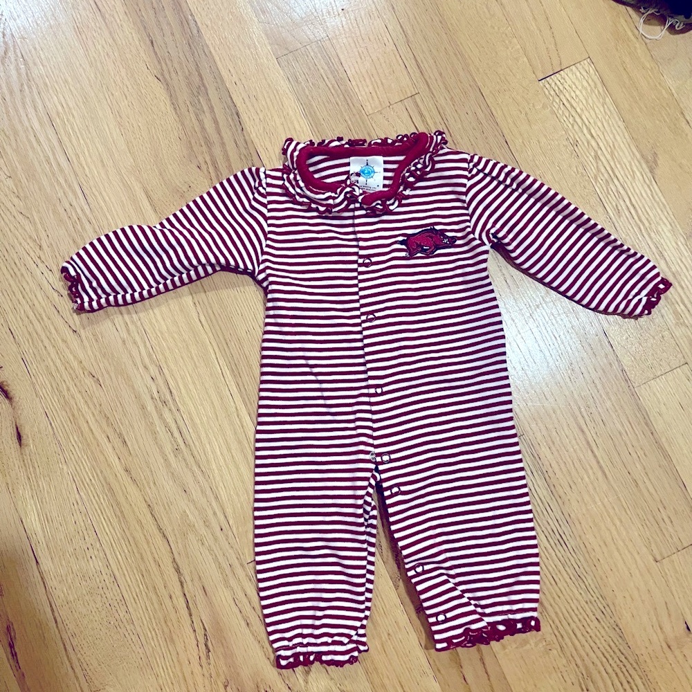 Arkansas Razorbacks long sleeve romper - newborn